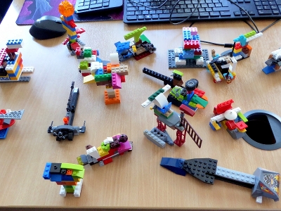 Lego Club